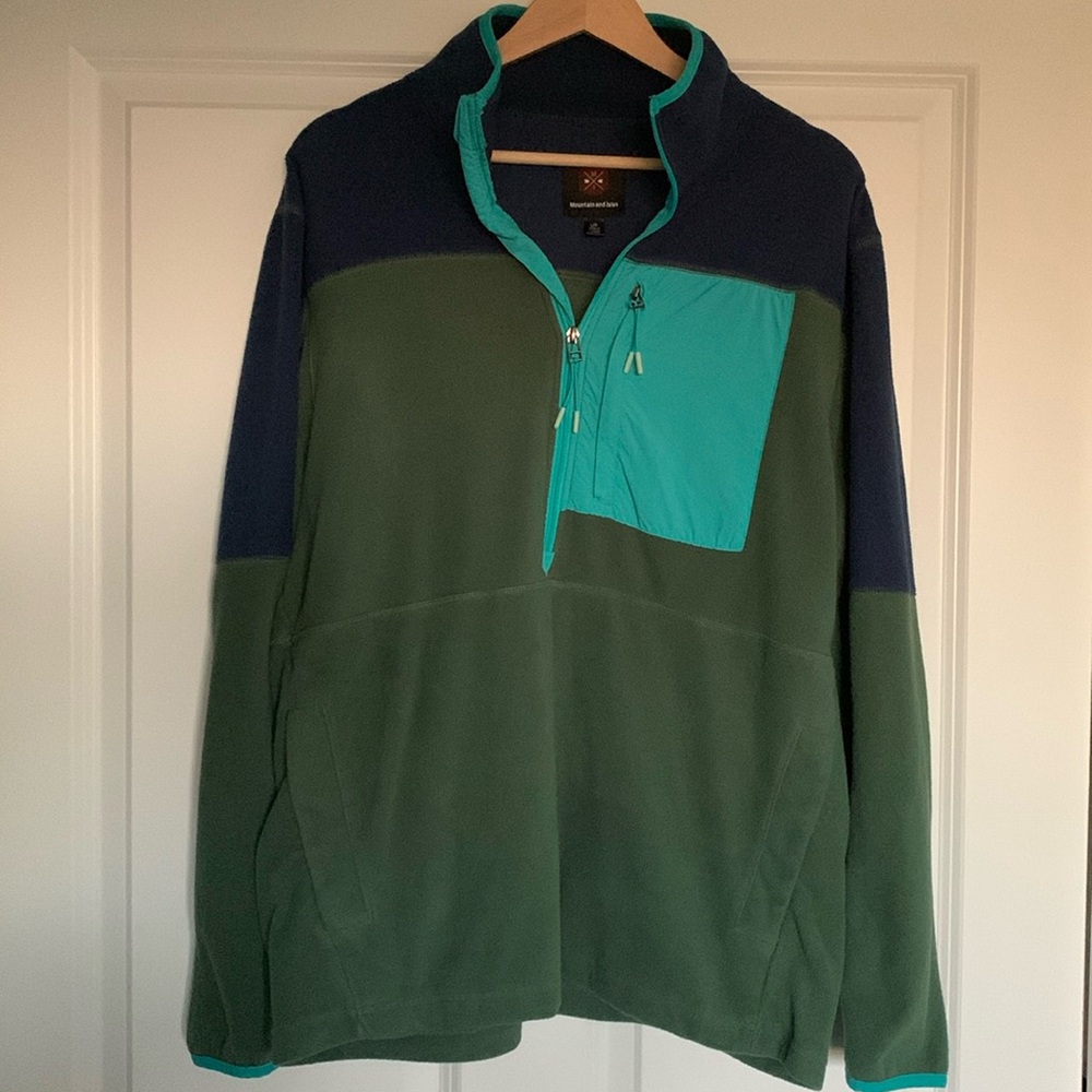 Men’s Mountain and Isles Fleece Pullover